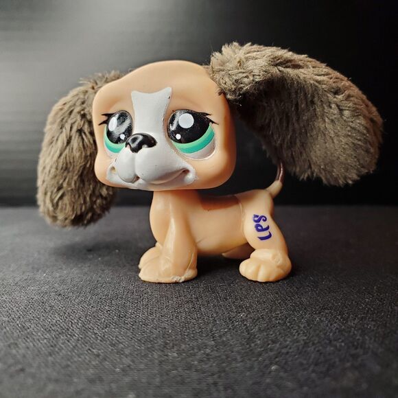 LPS Littlest Pet Shop 2007 Basset Hound  #2413 Fuzzy Floppy Ears - Picture 3 of 3